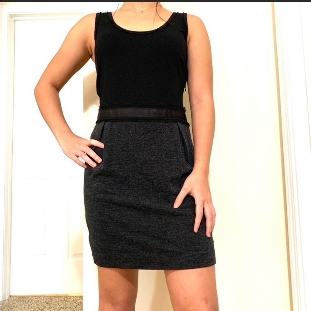 BANANA REPUBLIC pencil black dress size 2
